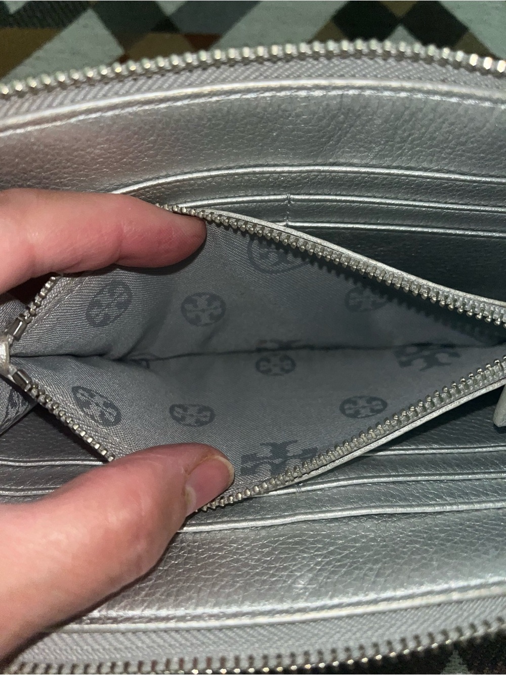 Tory Burch Silver Wallet - Picture 3 of 6